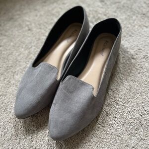 🌻NWOT Ataiwee Slip On Flats in Wide